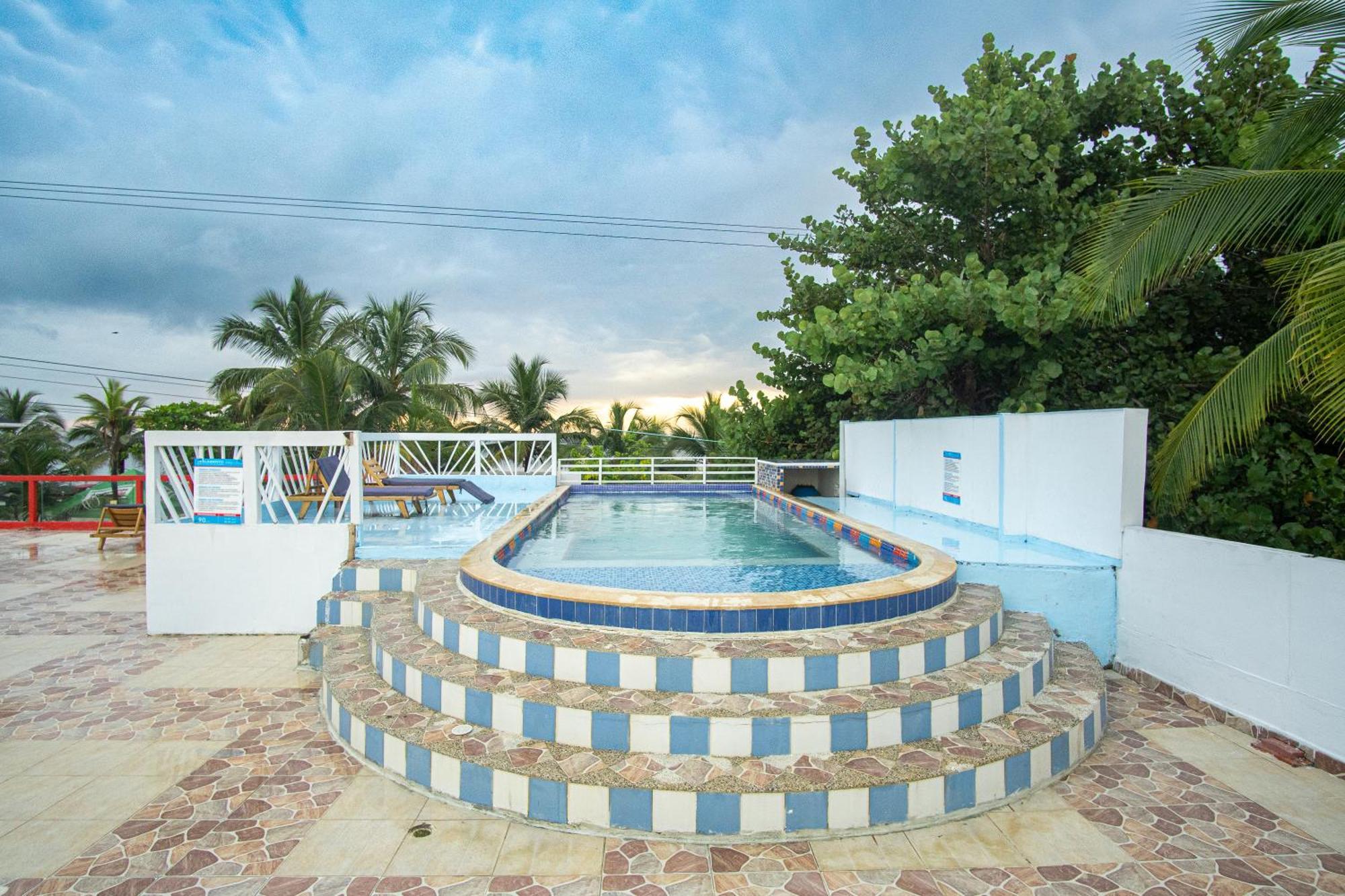 Hotel Playa Divina Coveñas Buitenkant foto